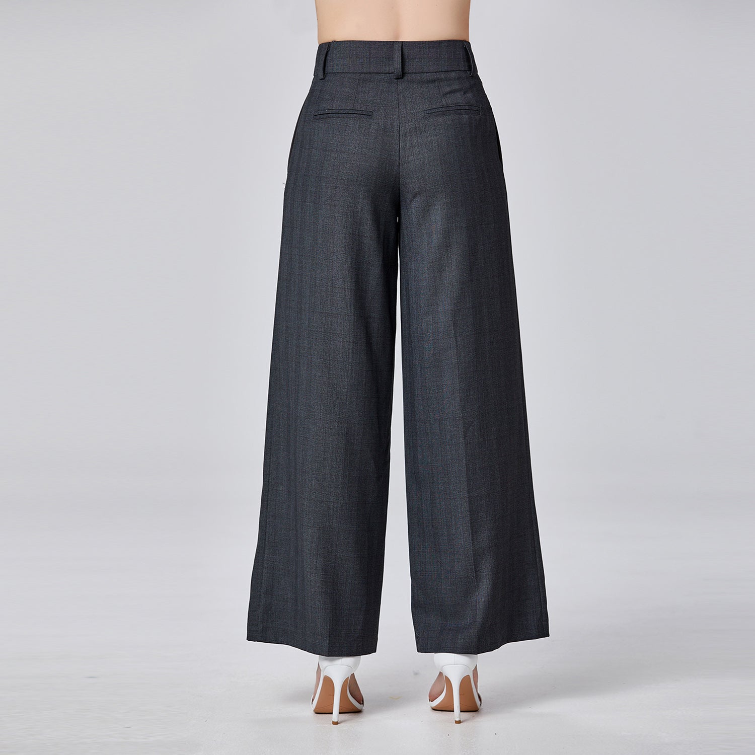 Pantalon tailleur large coupe droite