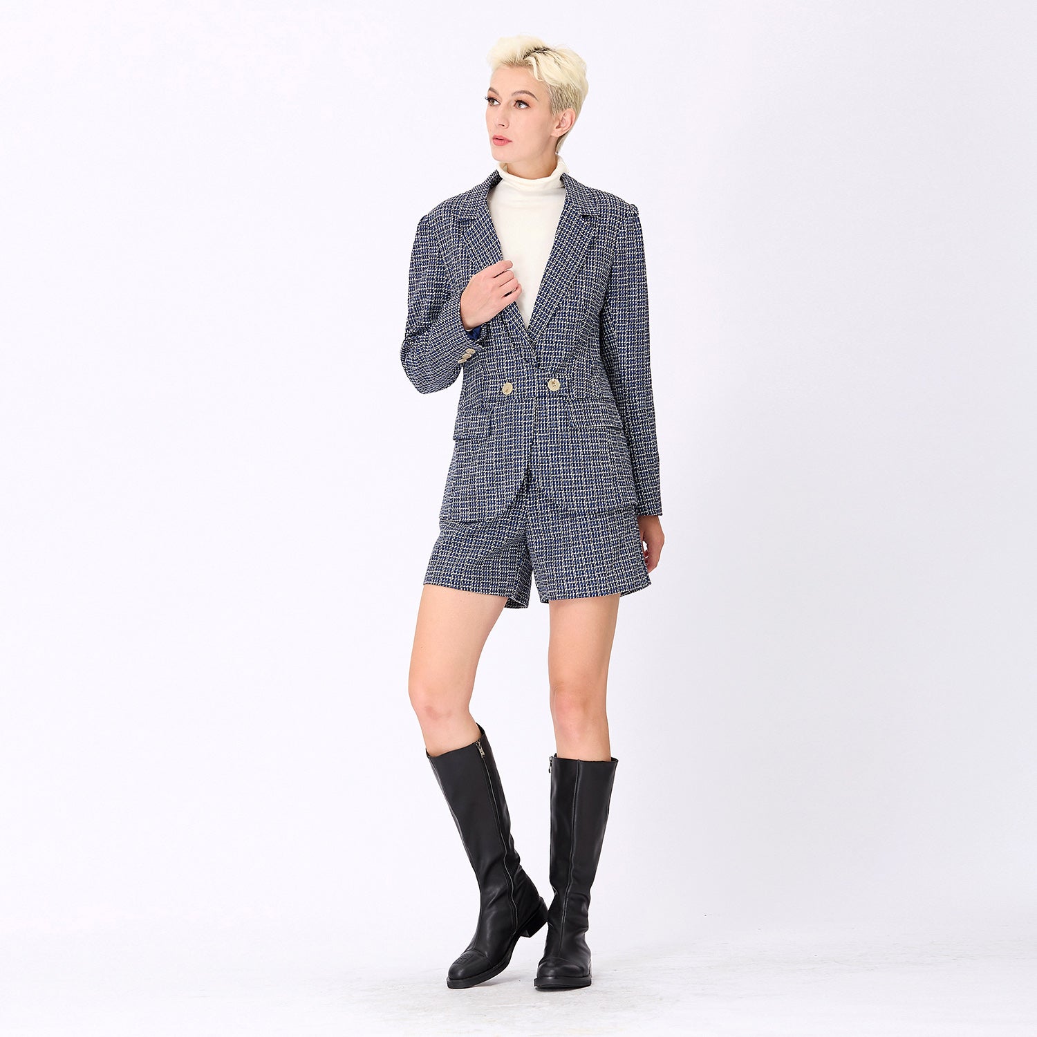 Short micro à motif carreaux