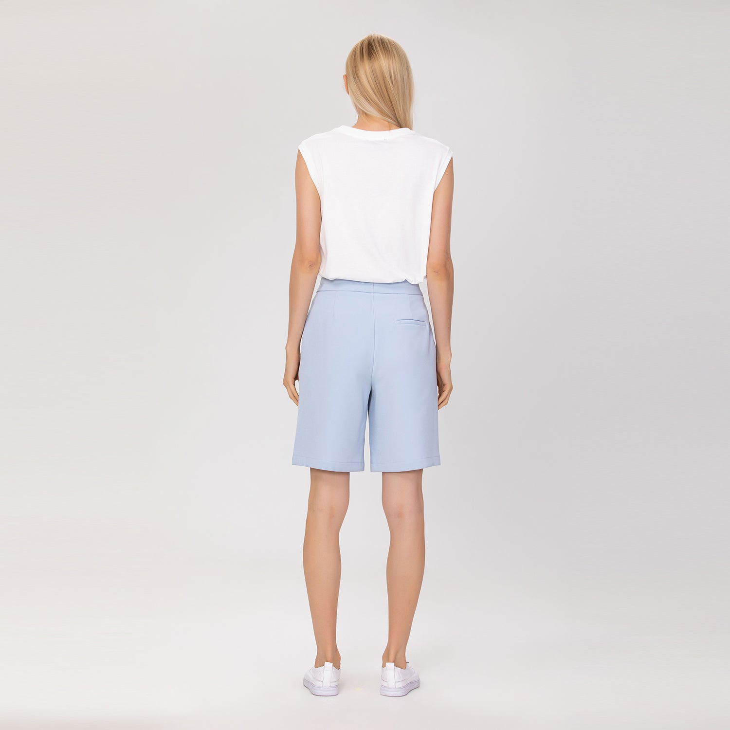 Bermuda taille haute à coupe droite