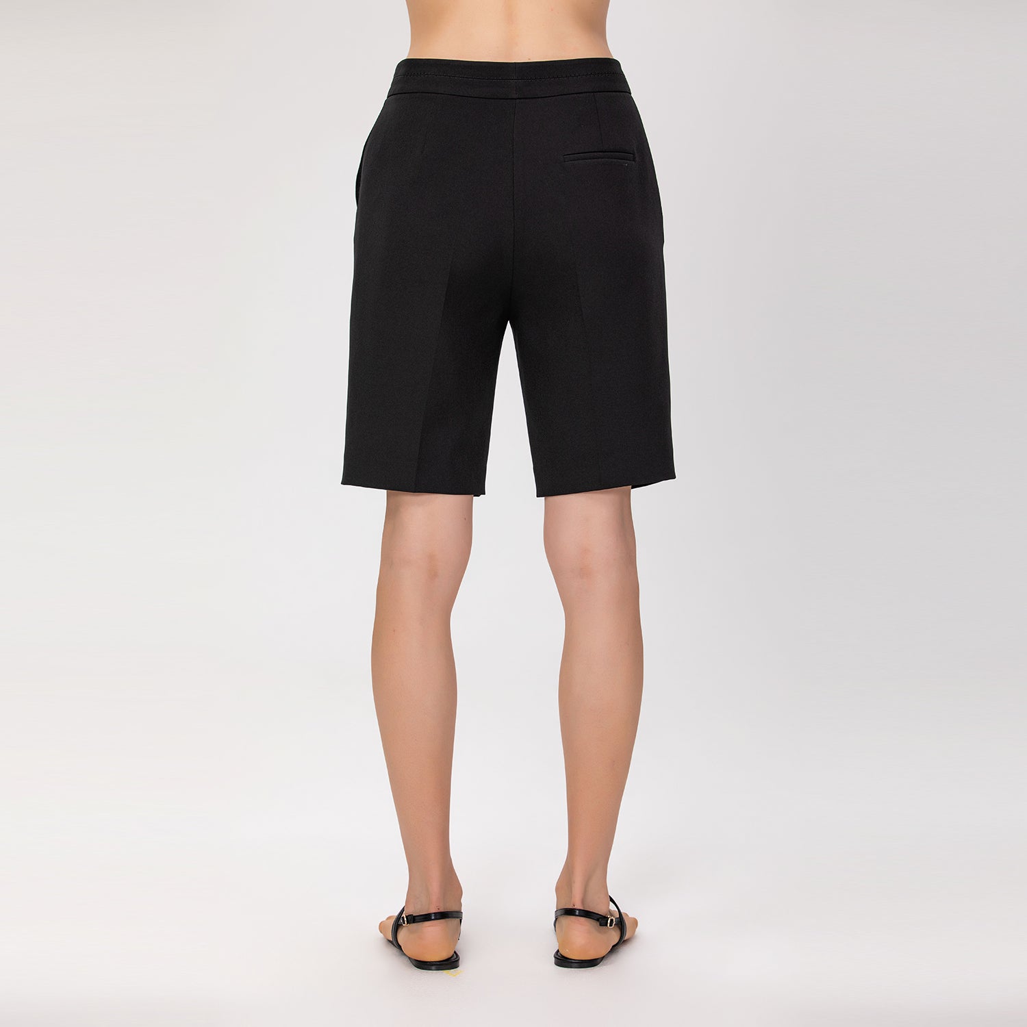 Bermuda taille haute à coupe droite
