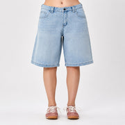 Bermuda en denim délavé coupe ample
