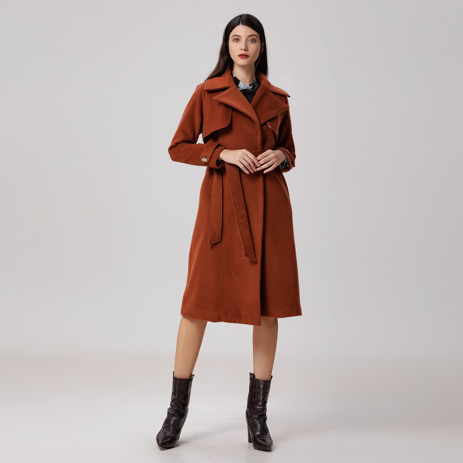 Manteau en laine à larges bas-volets