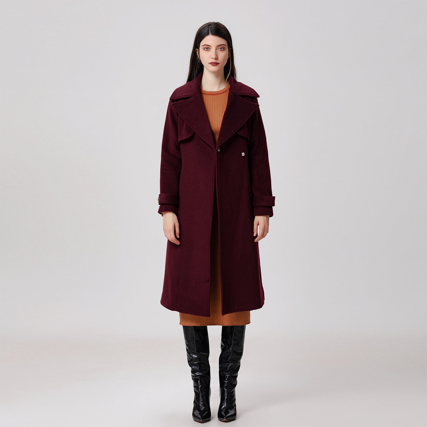 Manteau en laine à larges bas-volets