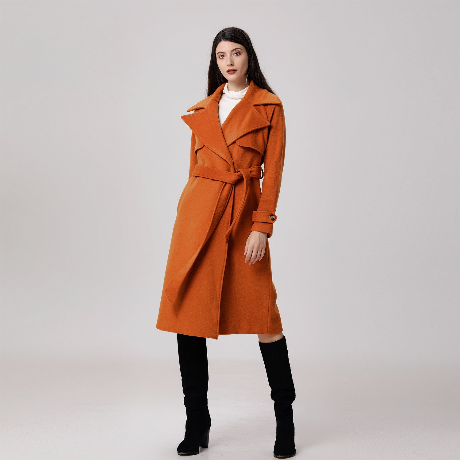 Manteau en laine à larges bas-volets
