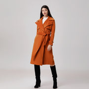 Manteau en laine à larges bas-volets