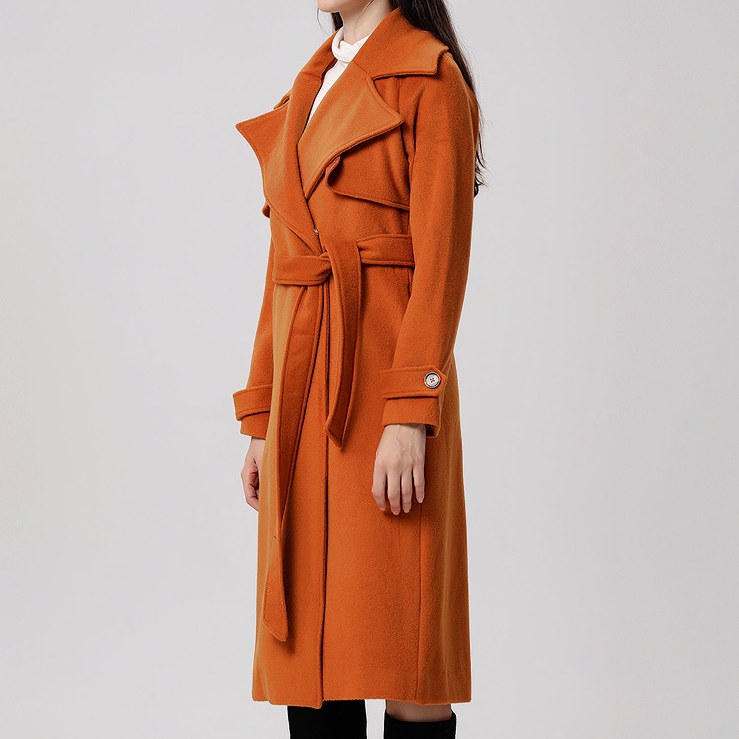 Manteau en laine à larges bas-volets