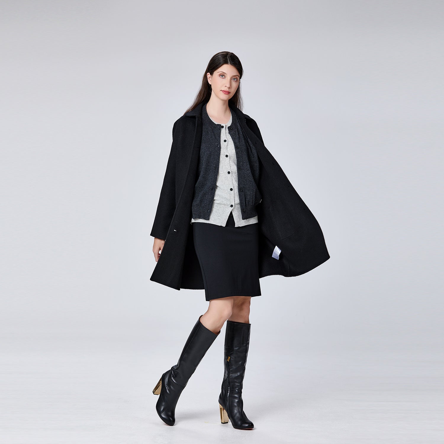 Manteau en laine minimaliste à col rond