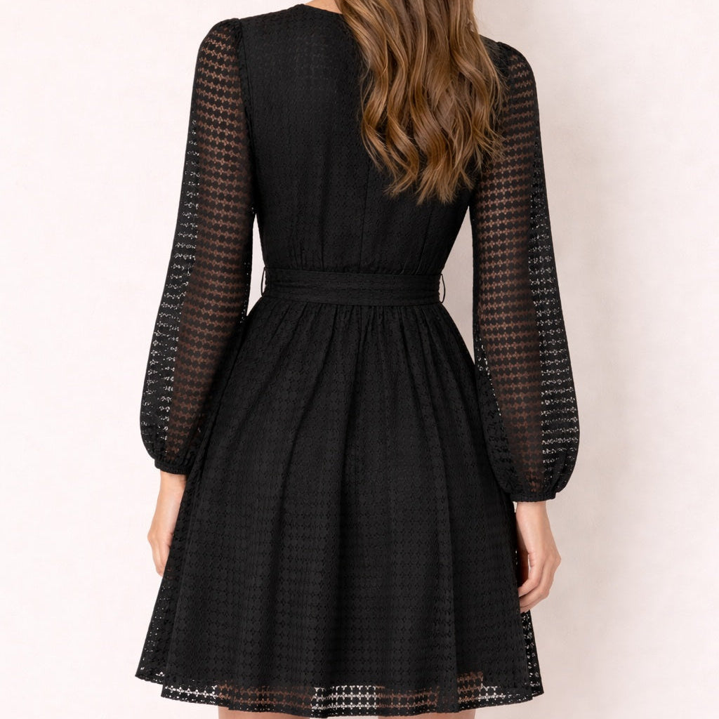 Robe Courte Cache-Cœur en Dentelle Texturée - Smart & Joy