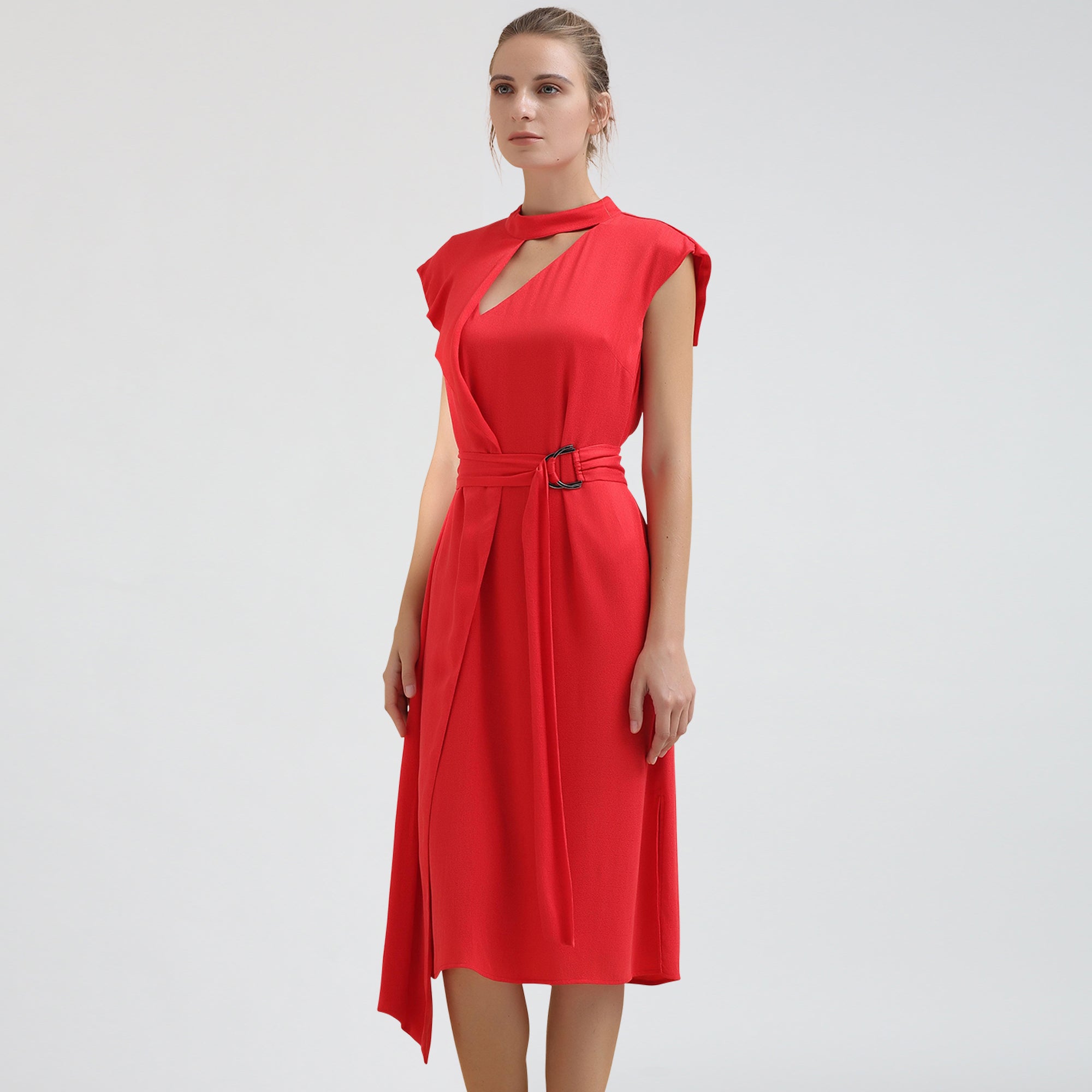 Robe mi-longue asymétrique ample