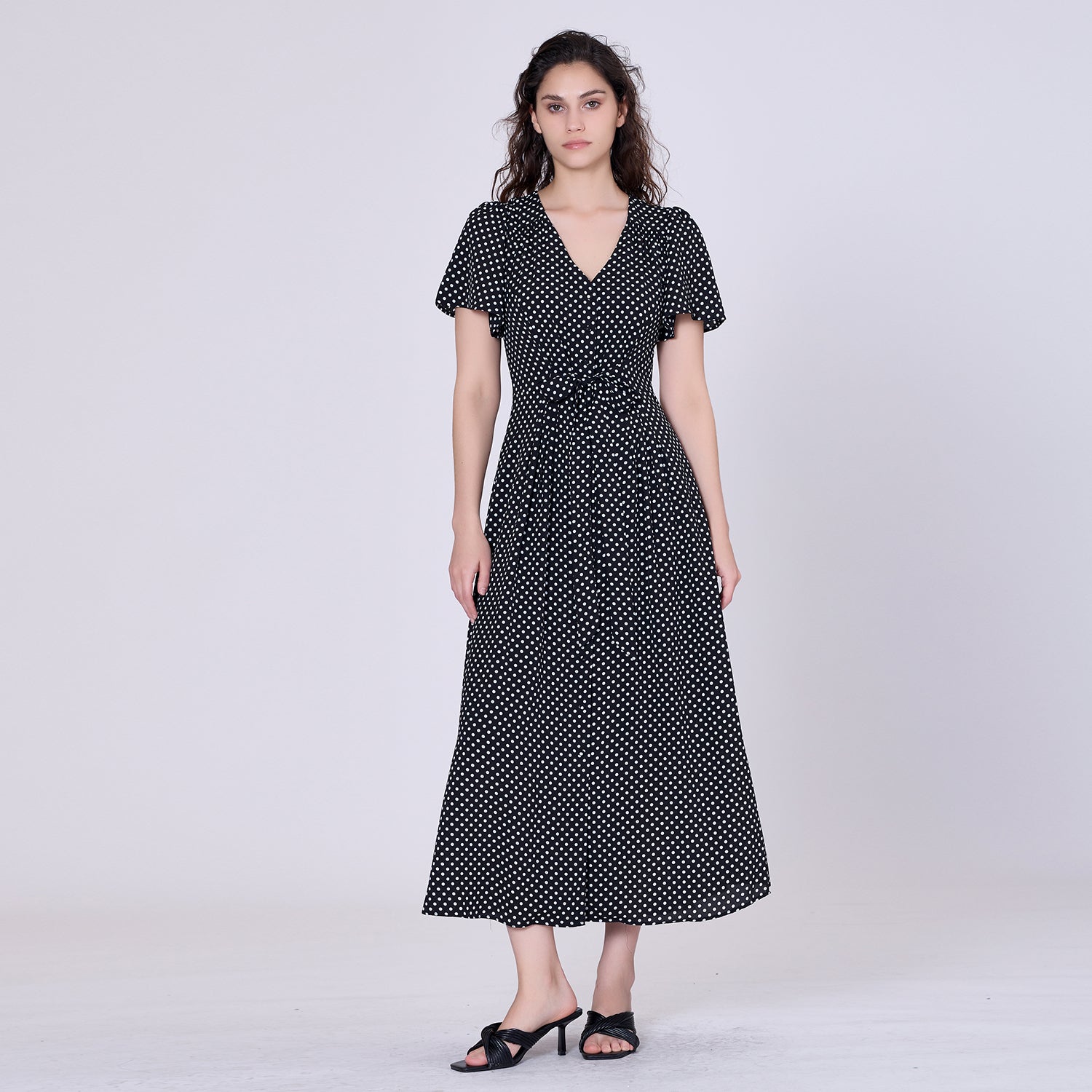 Robe chemise évasée à pois