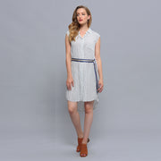 Robe-chemise minimaliste à rayures
