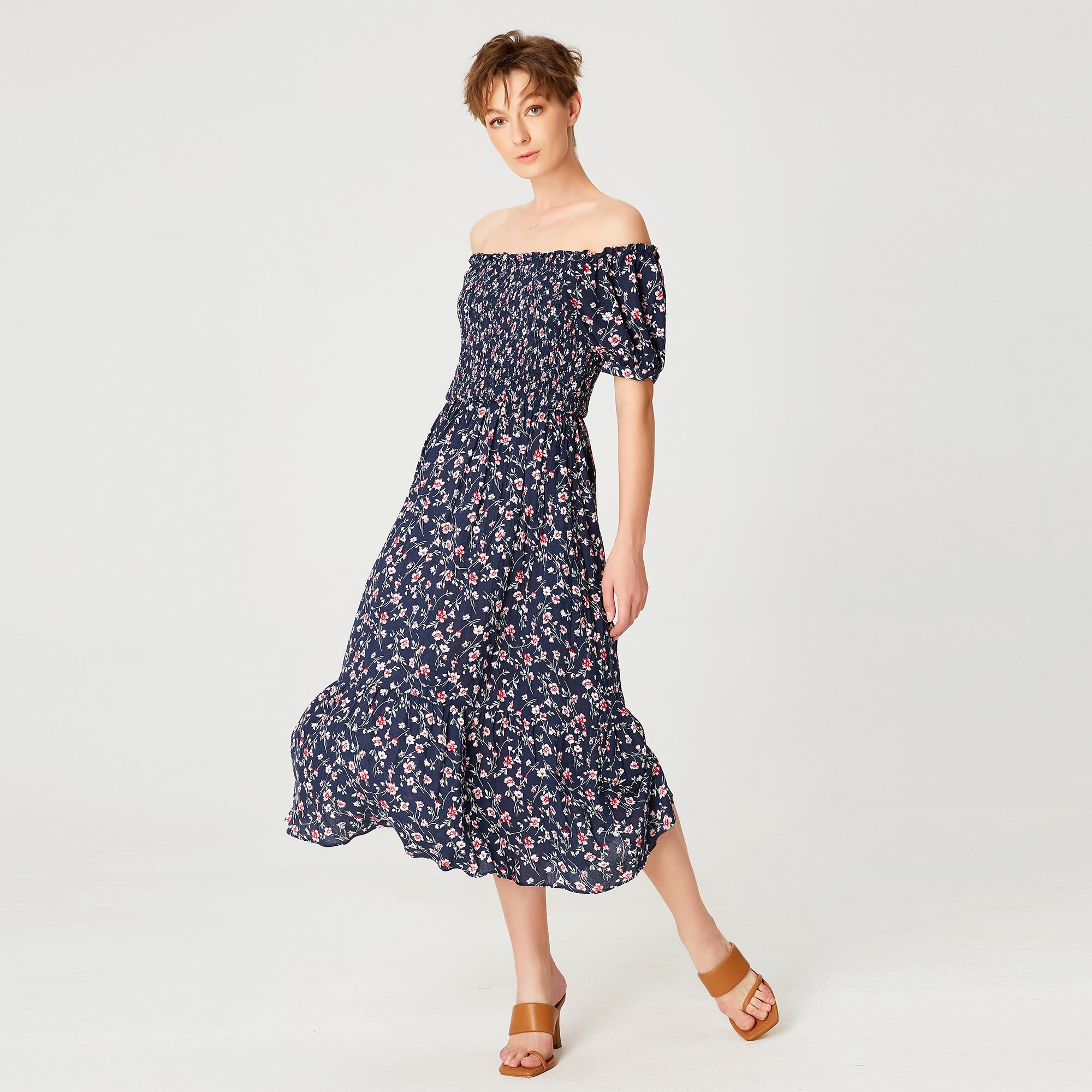 Robe smockée évasée à col carré et imprimé floral