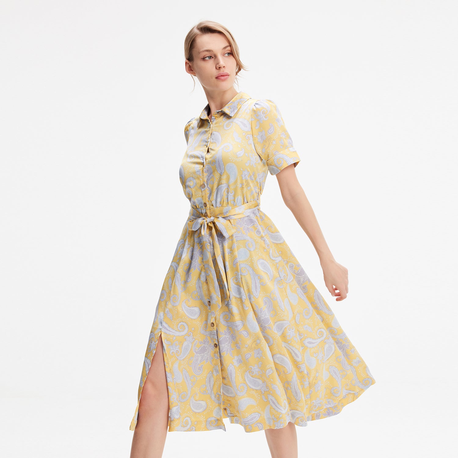 Robe chemise satin à imprimé graphique