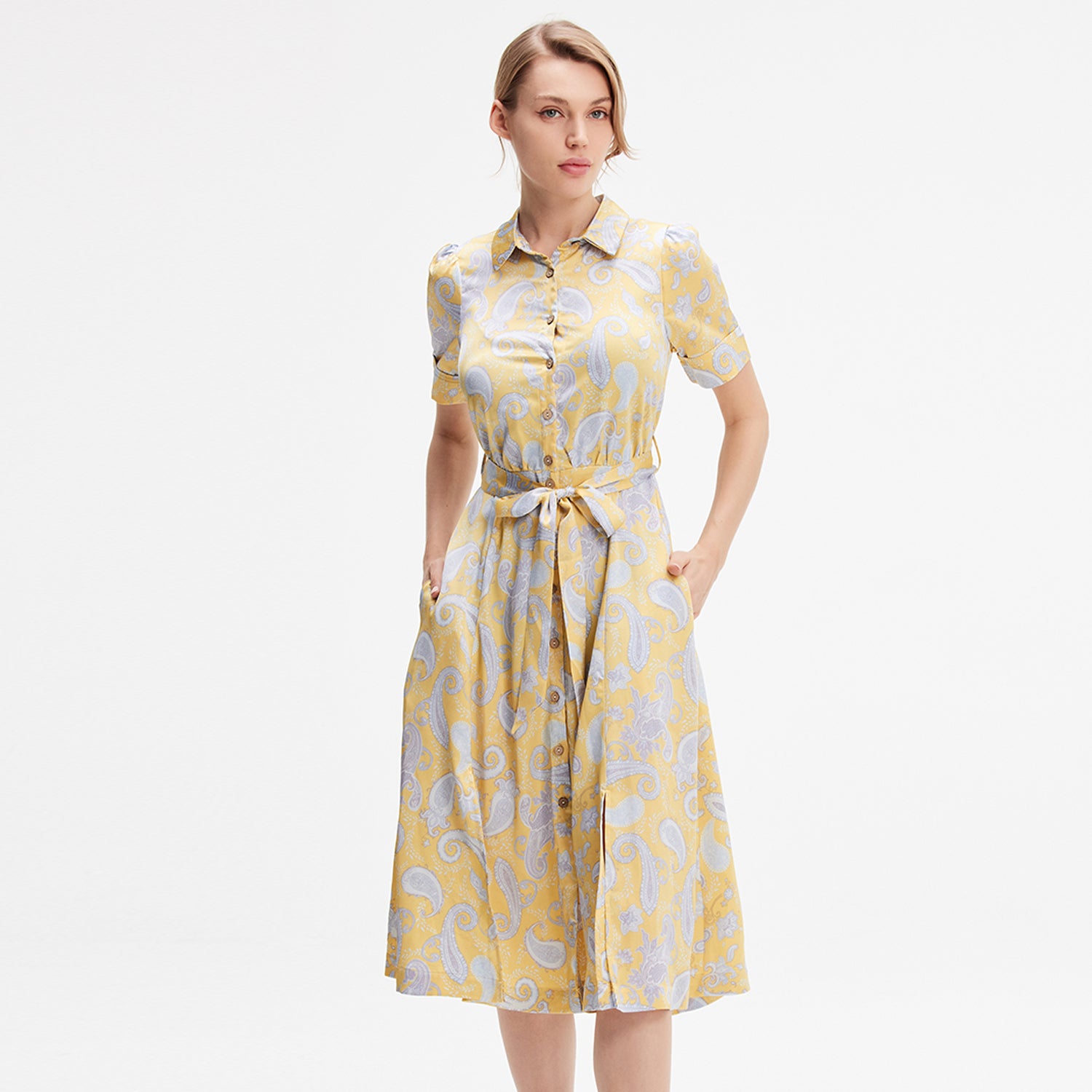 Robe chemise satin à imprimé graphique