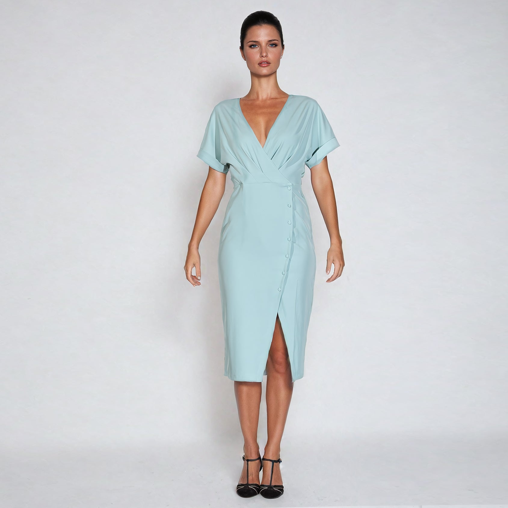 Robe cœur-croisé asymétrique à boutons