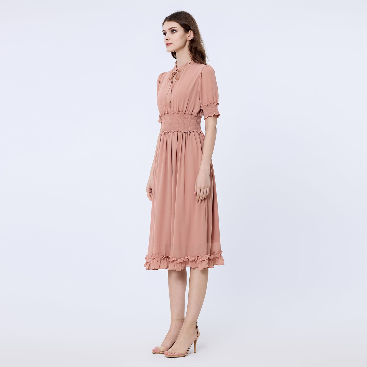 Robe mousseline à smocks et petits volants