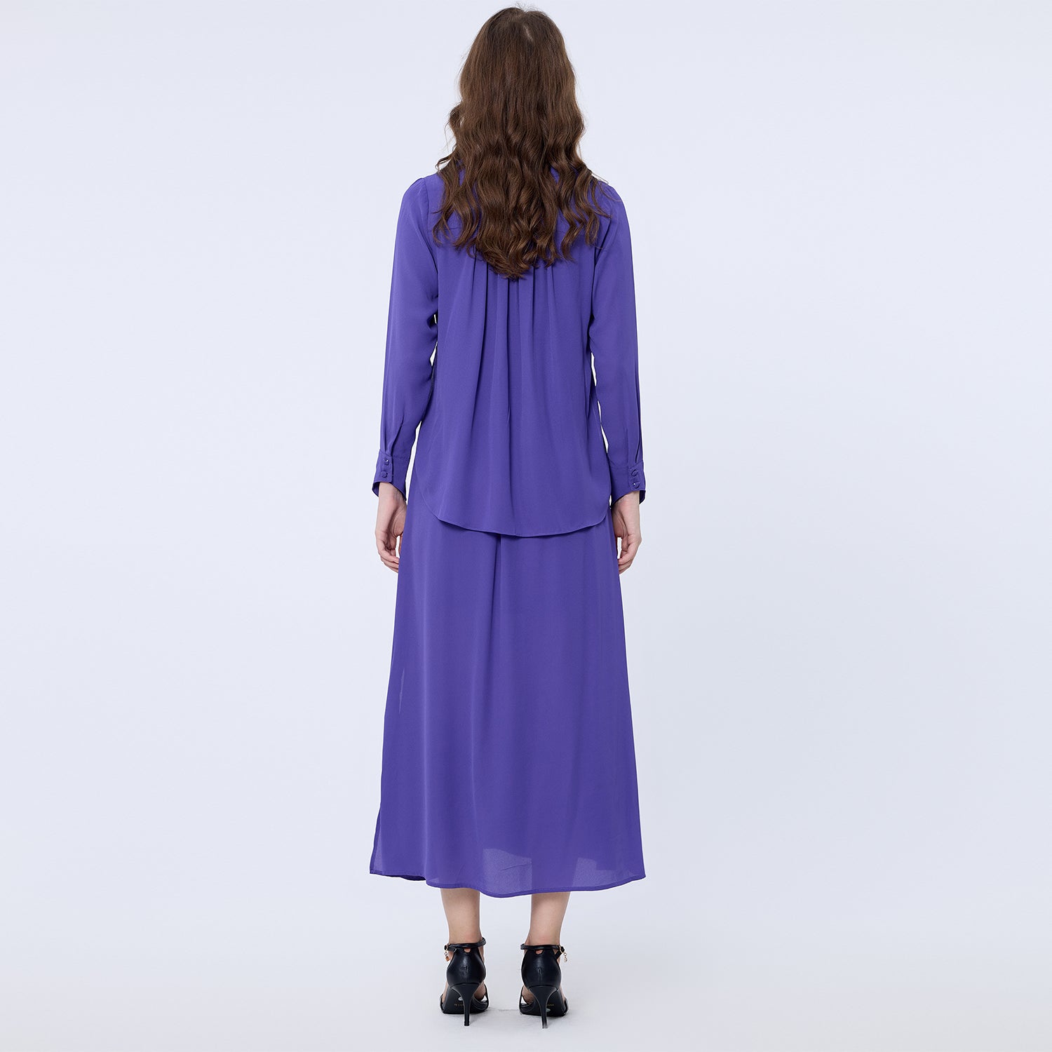 Longue robe blouse encolure V
