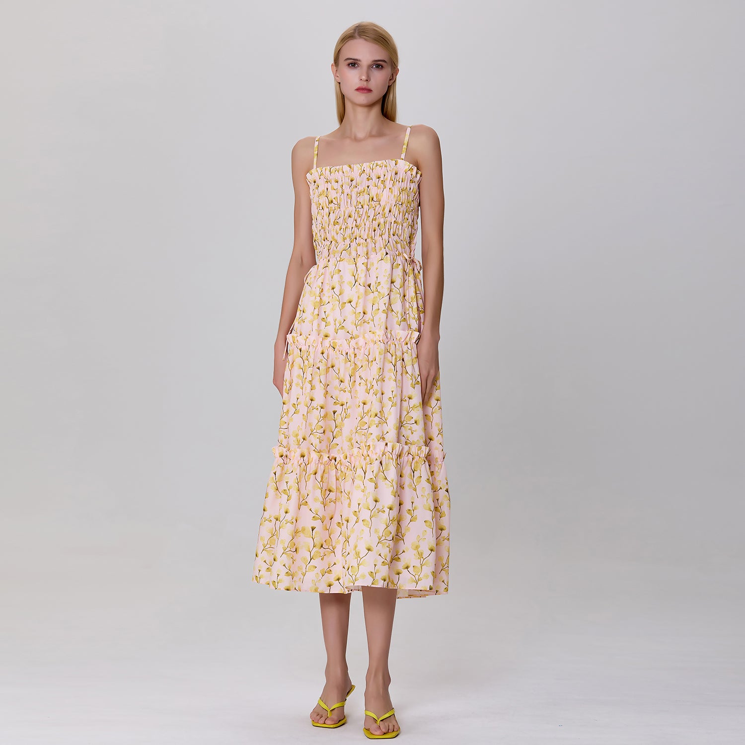 Robe de cocktail bustier à imprimé à empiècements superposés