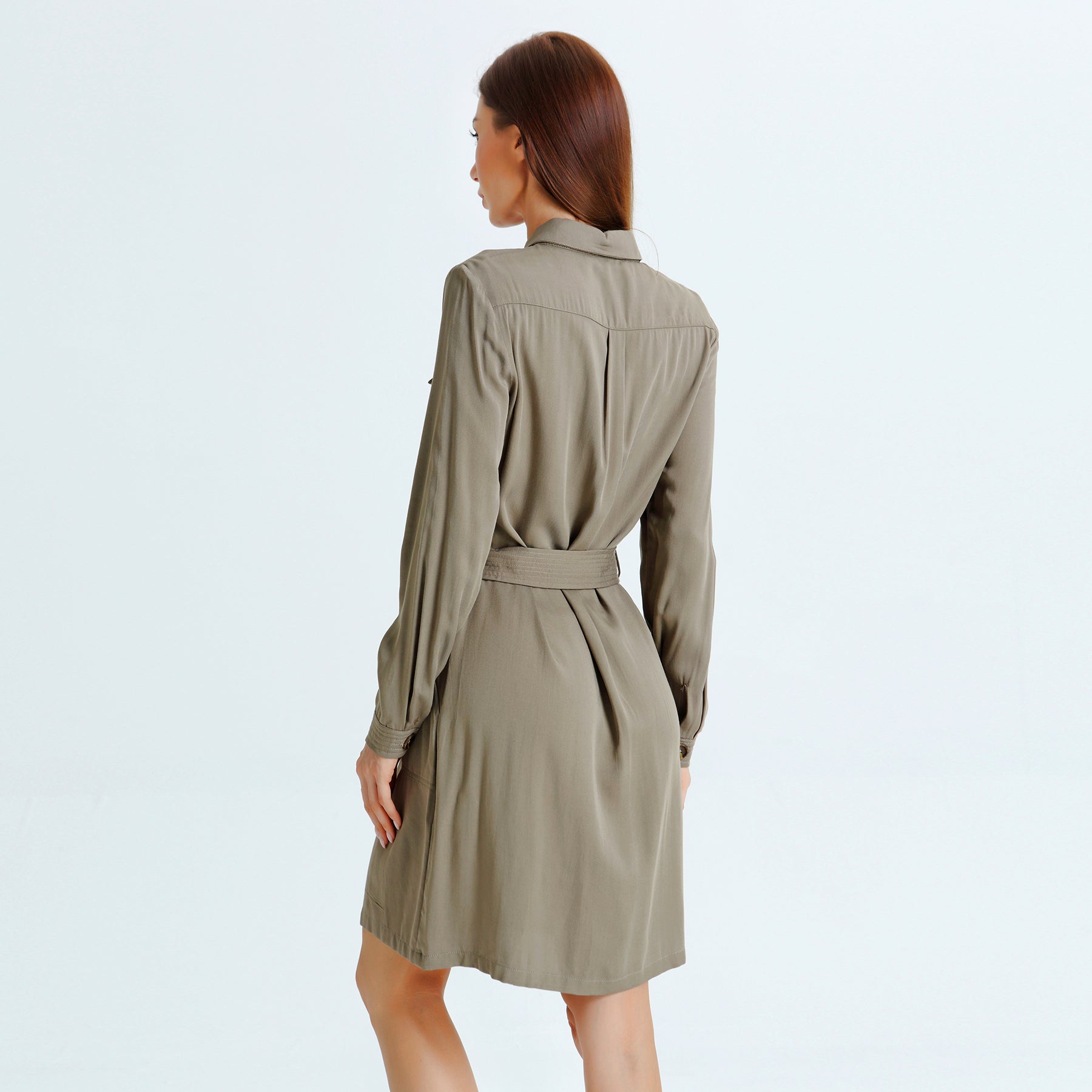 Robe chemise style saharienne