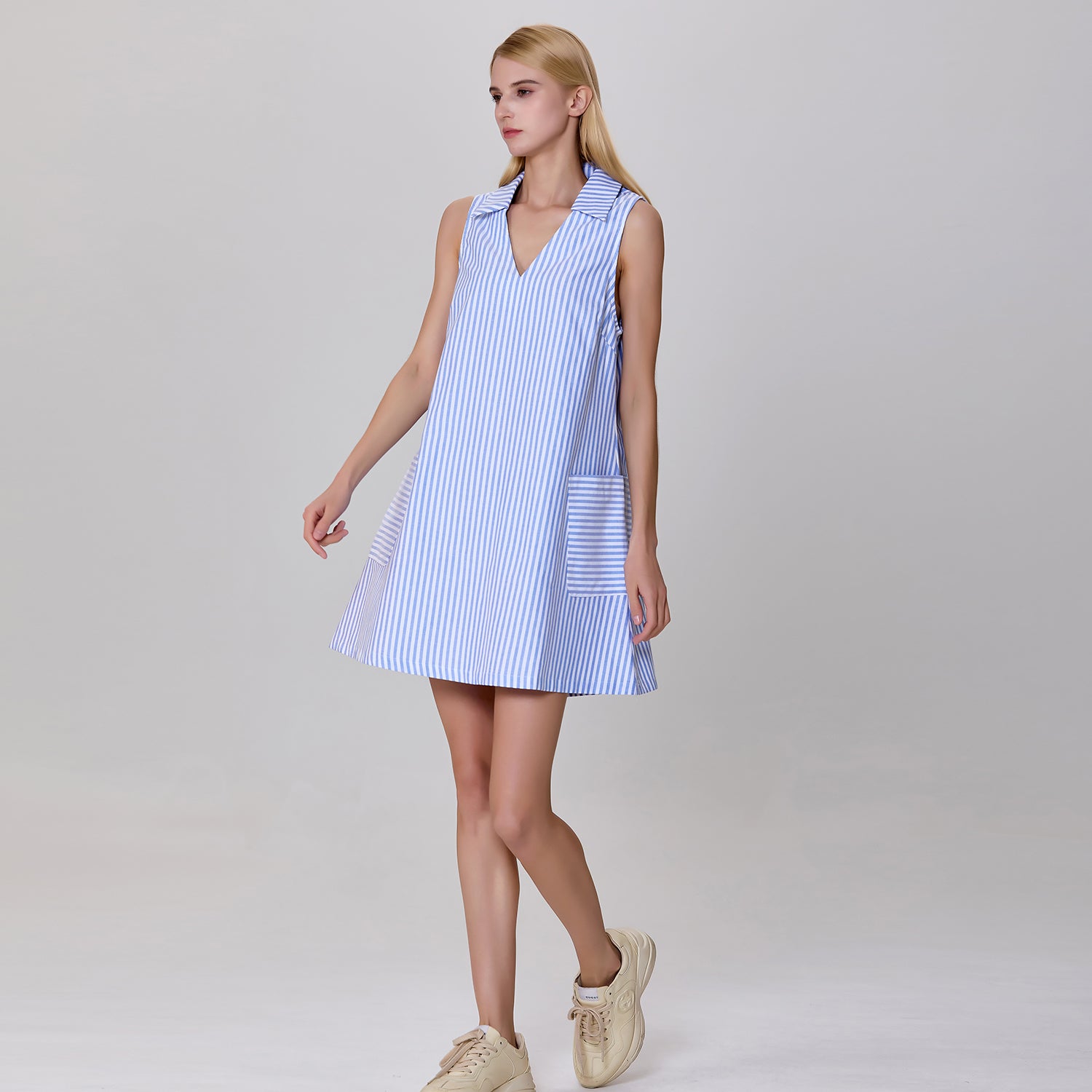 Mini robe trapèze minimaliste à rayures