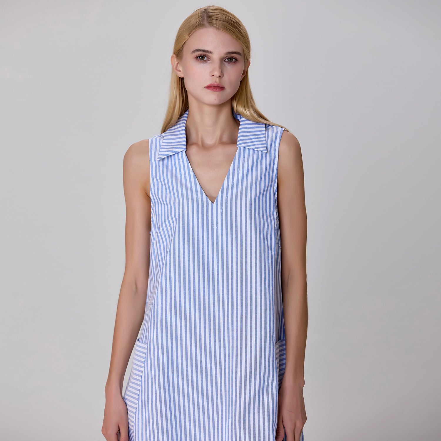 Mini robe trapèze minimaliste à rayures