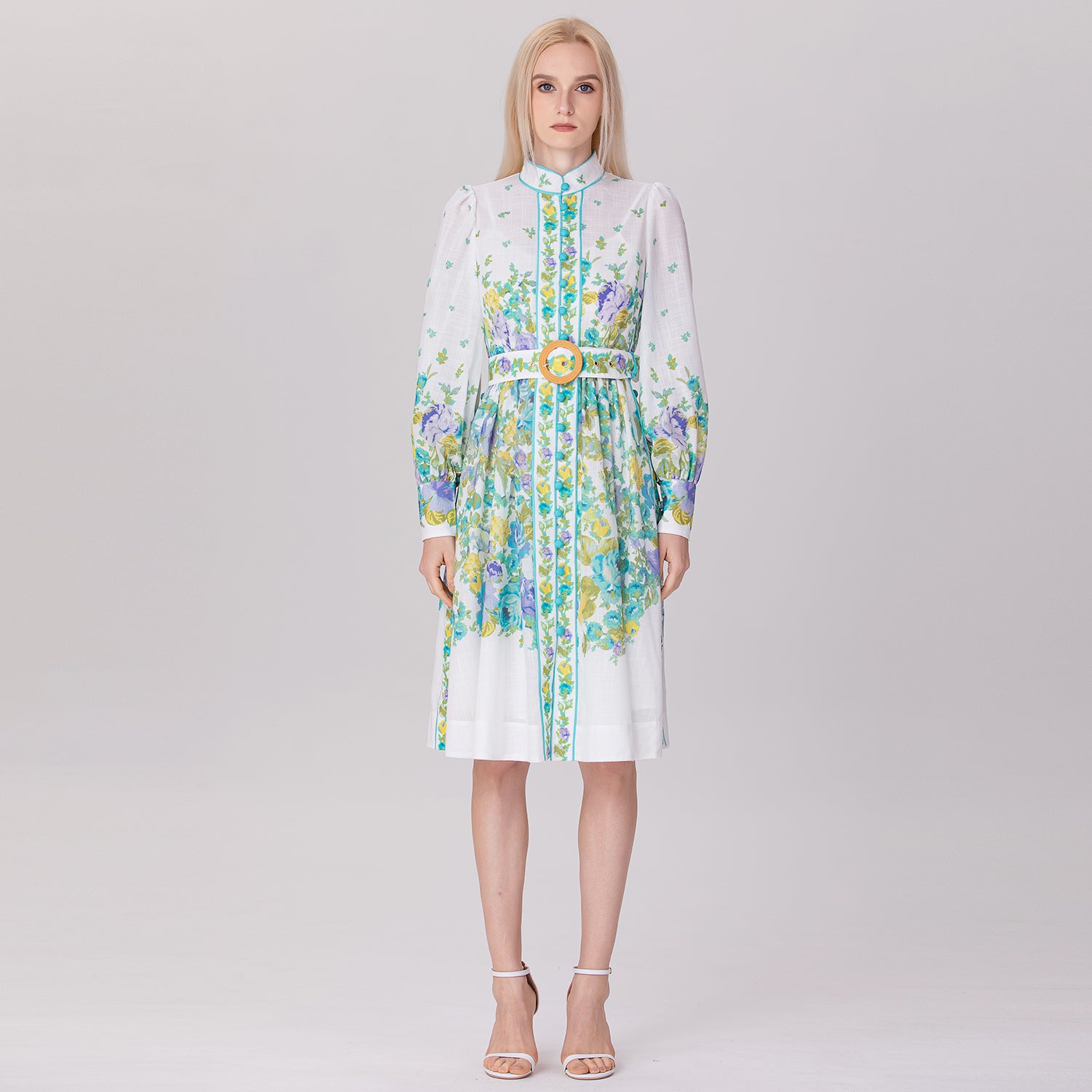 Robe mi-longue à imprimé floral placé