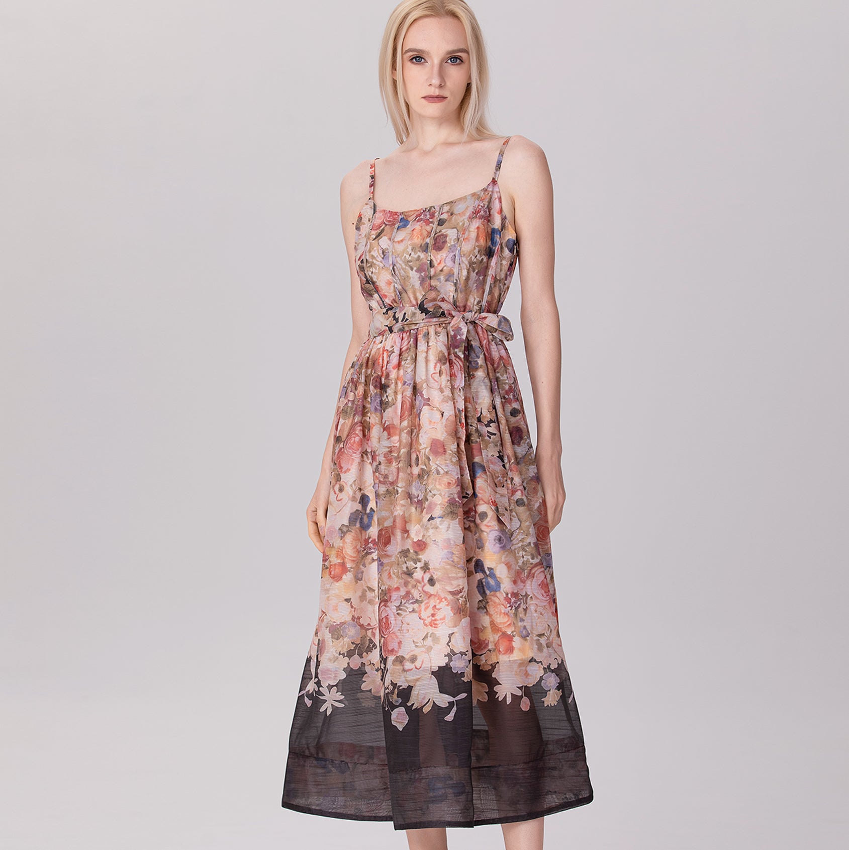 Robe organza à bretelles et  à imprimé fleuri