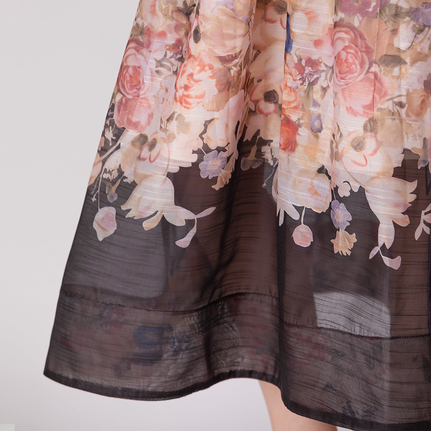 Robe organza à bretelles et  à imprimé fleuri