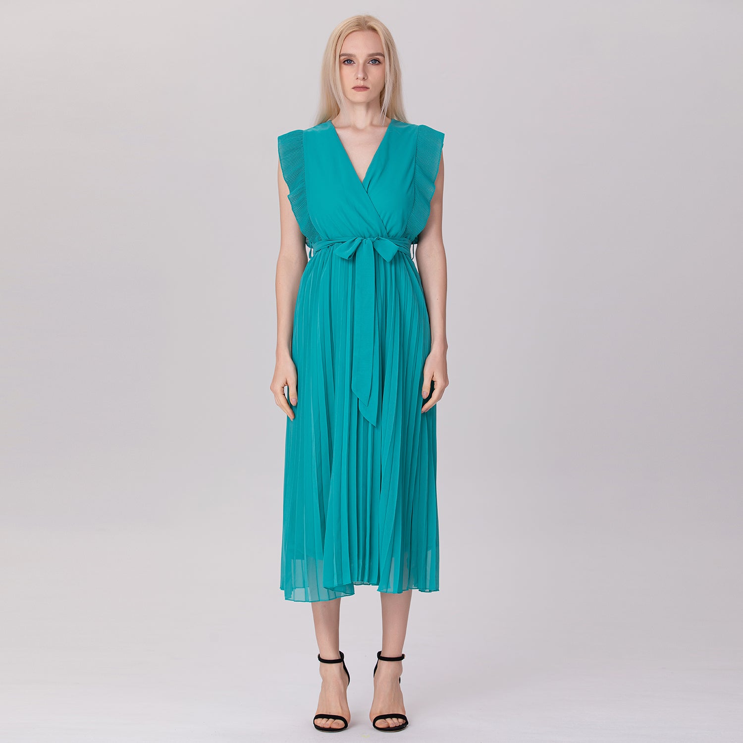 Robe effet croisé avec volants plissés