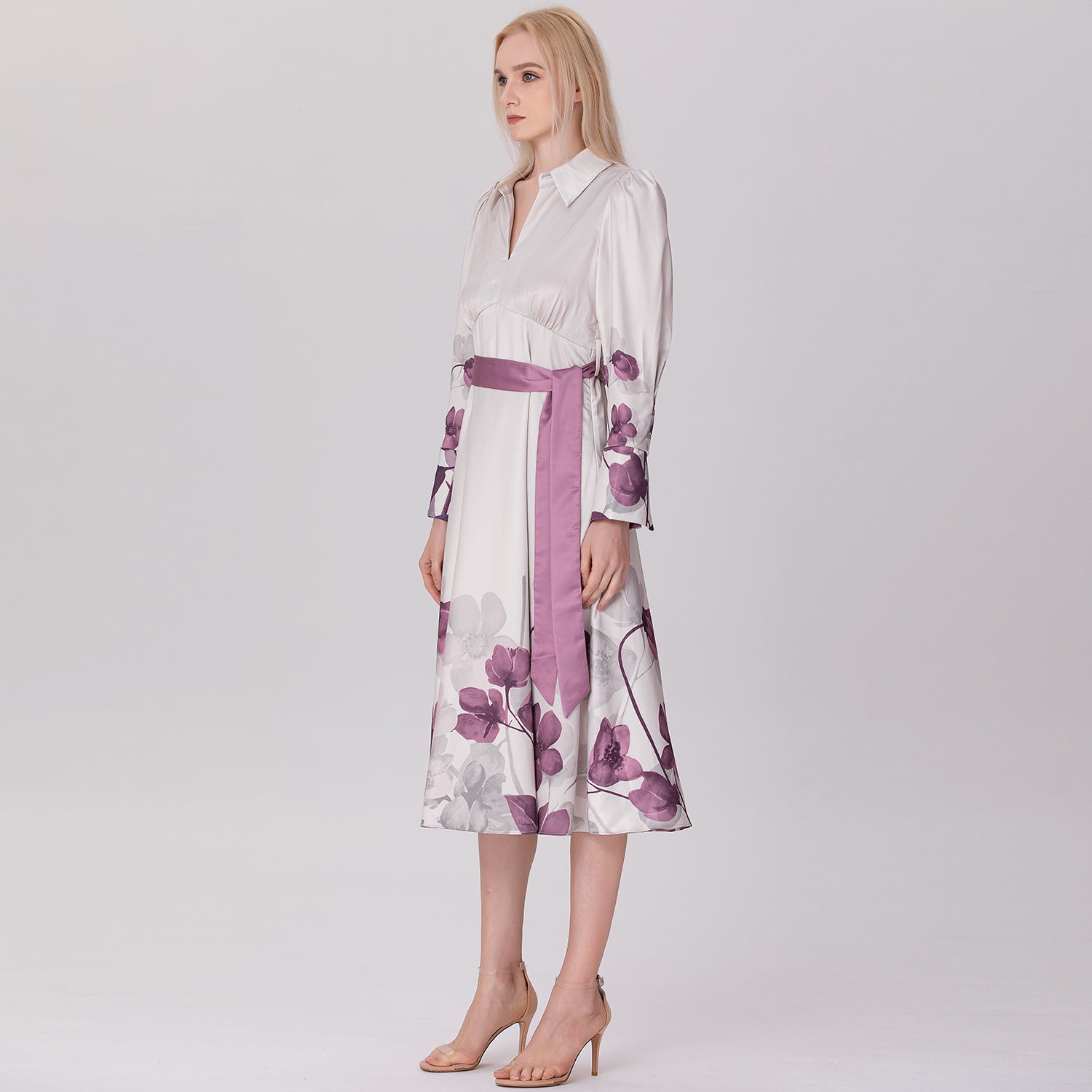 Robe coupe empire à imprimé floral placé