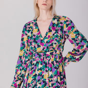 Robe longue fleurie à manches