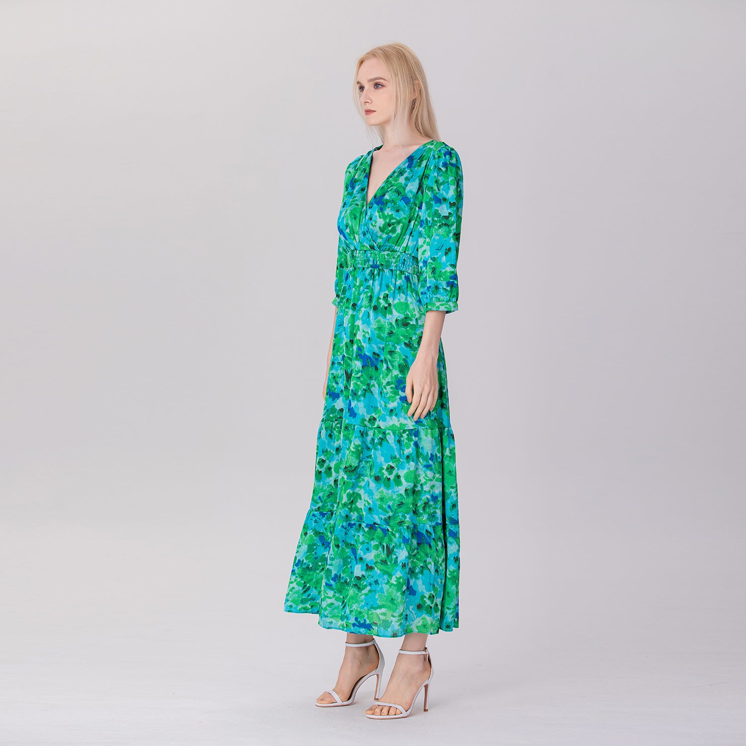 Robe longue à imprimé fleuri col V