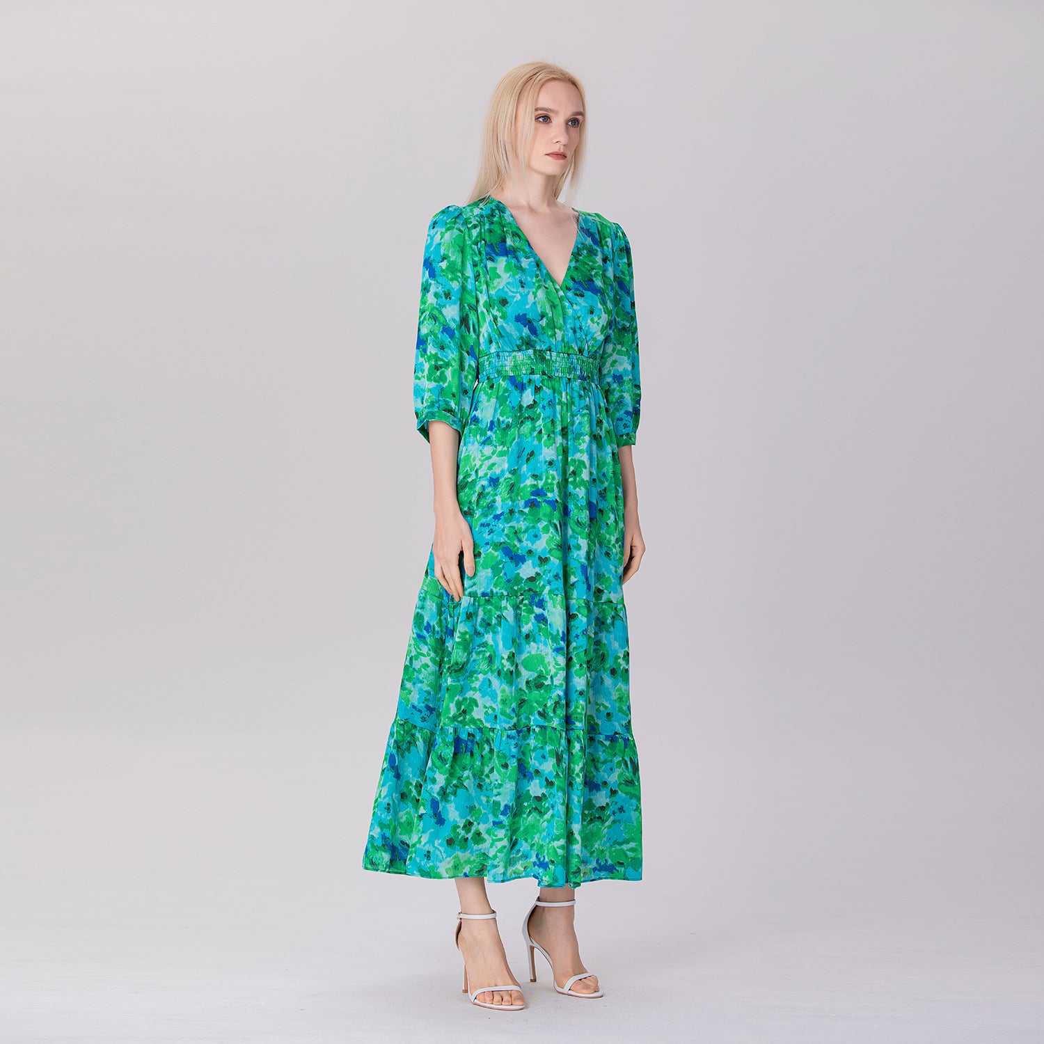 Robe longue à imprimé fleuri col V