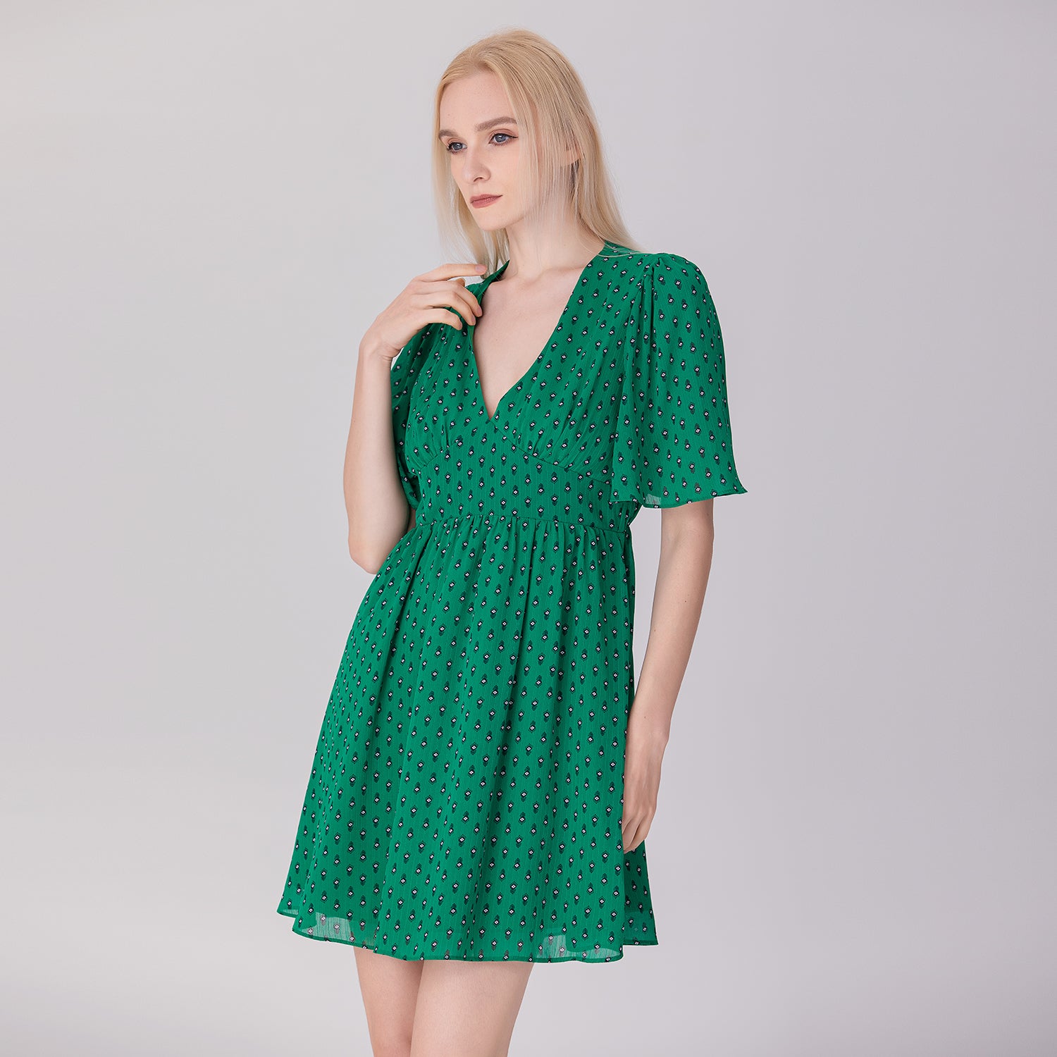 Robe patineuse imprimée à empiècement taille