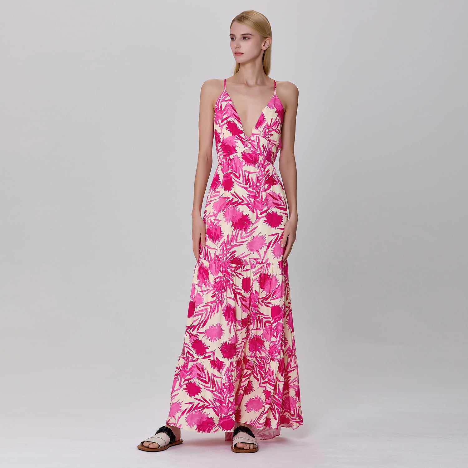 Robe longue à bretelles à imprimé monochrome