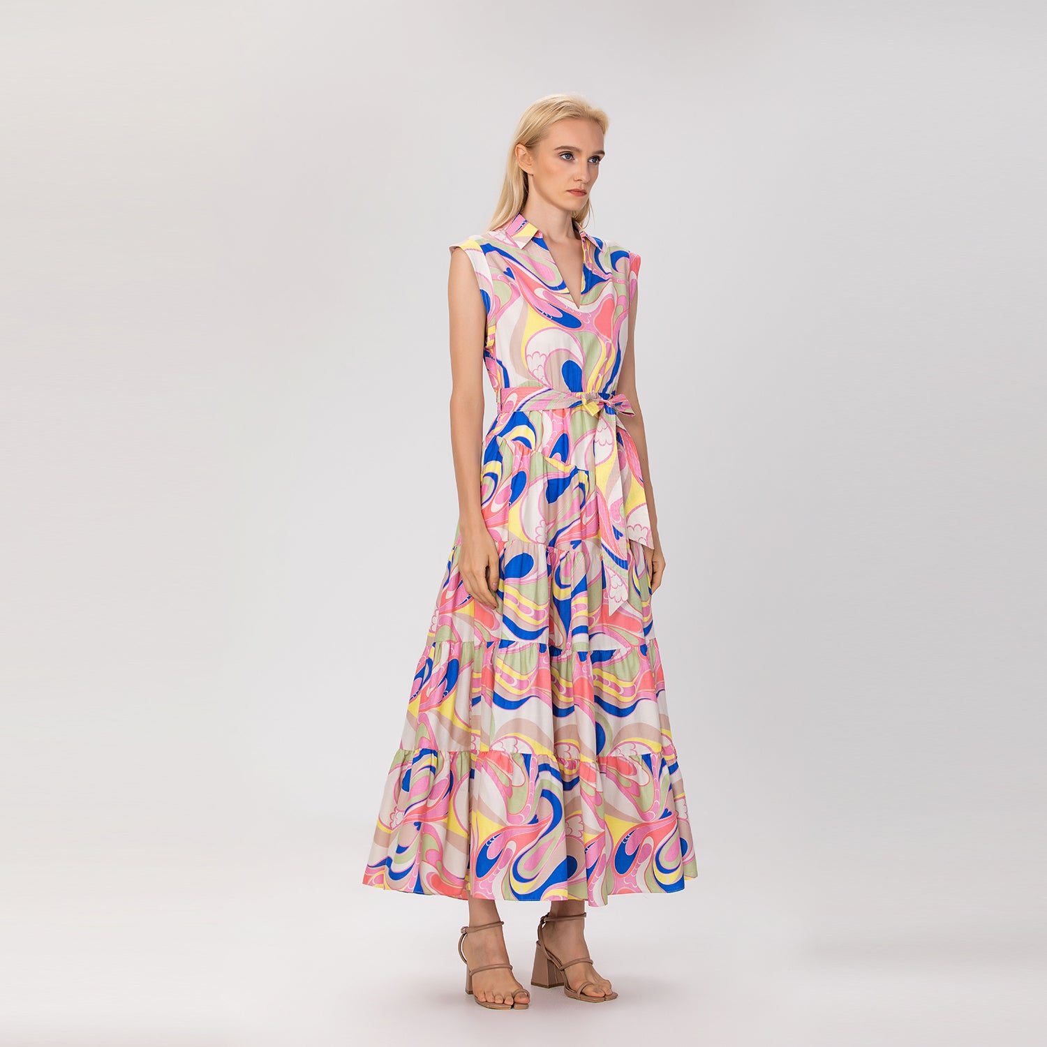 Robe longue évasée en coton imprimé avec ceinture