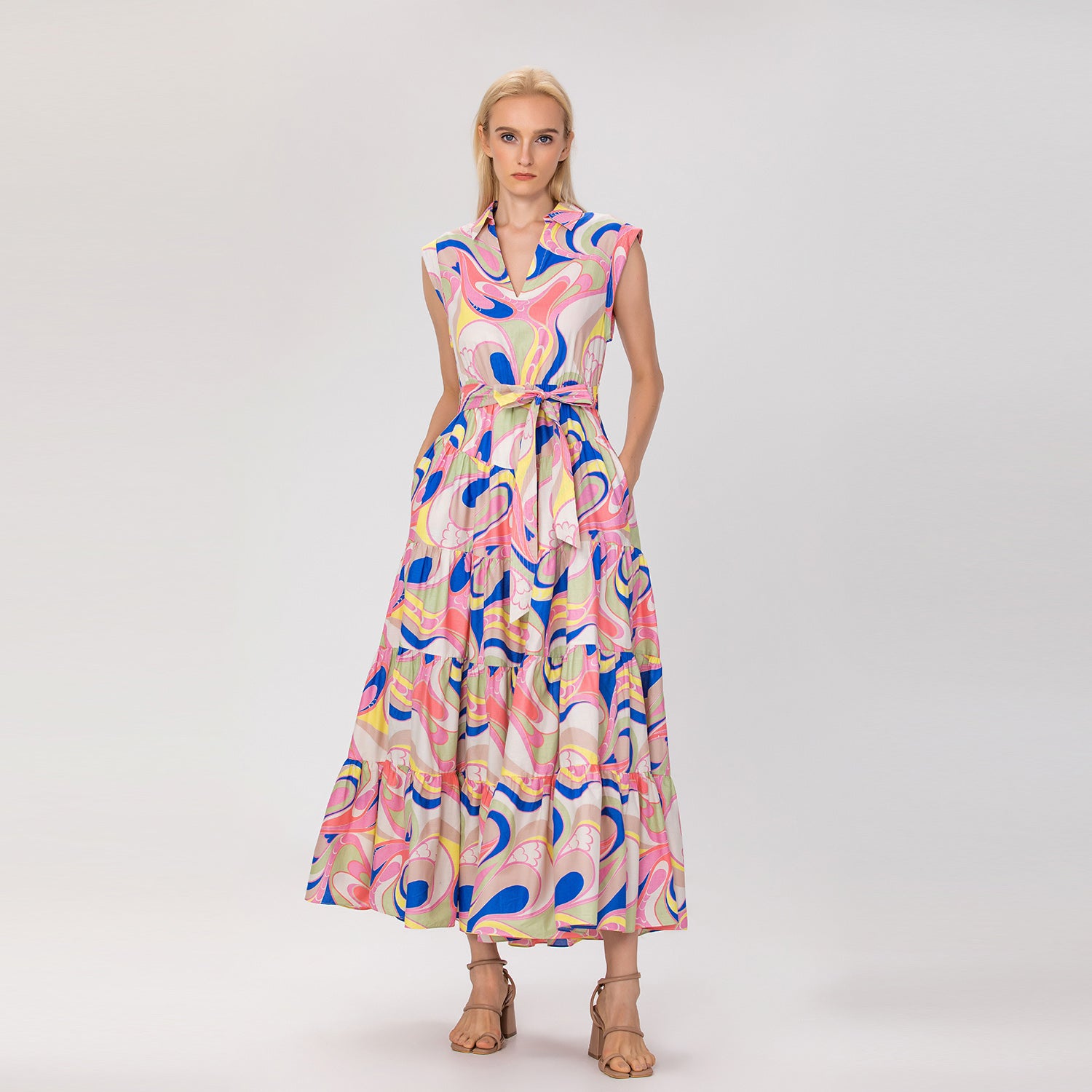 Robe longue évasée en coton imprimé avec ceinture