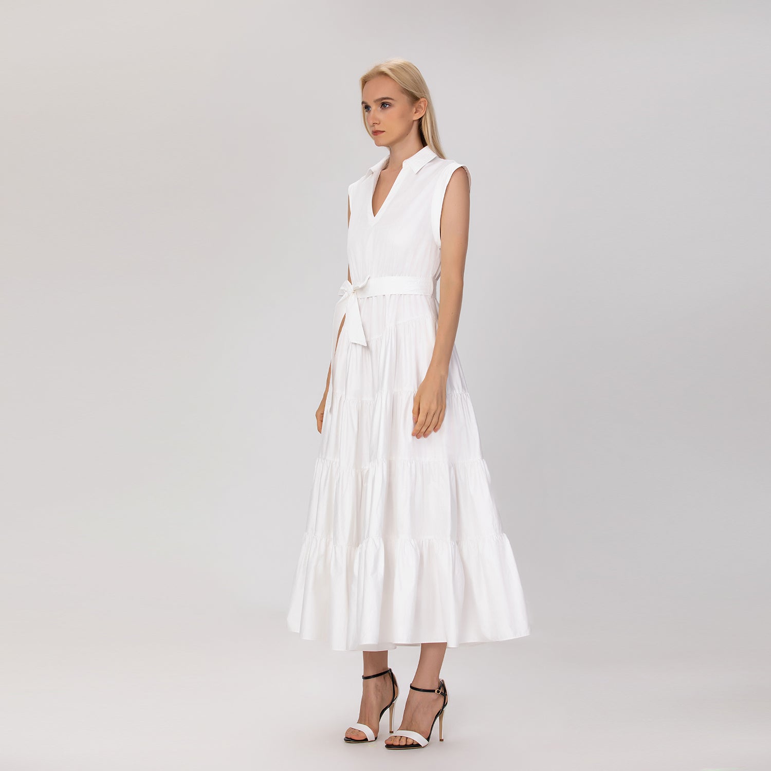 Robe longue évasée en coton imprimé avec ceinture