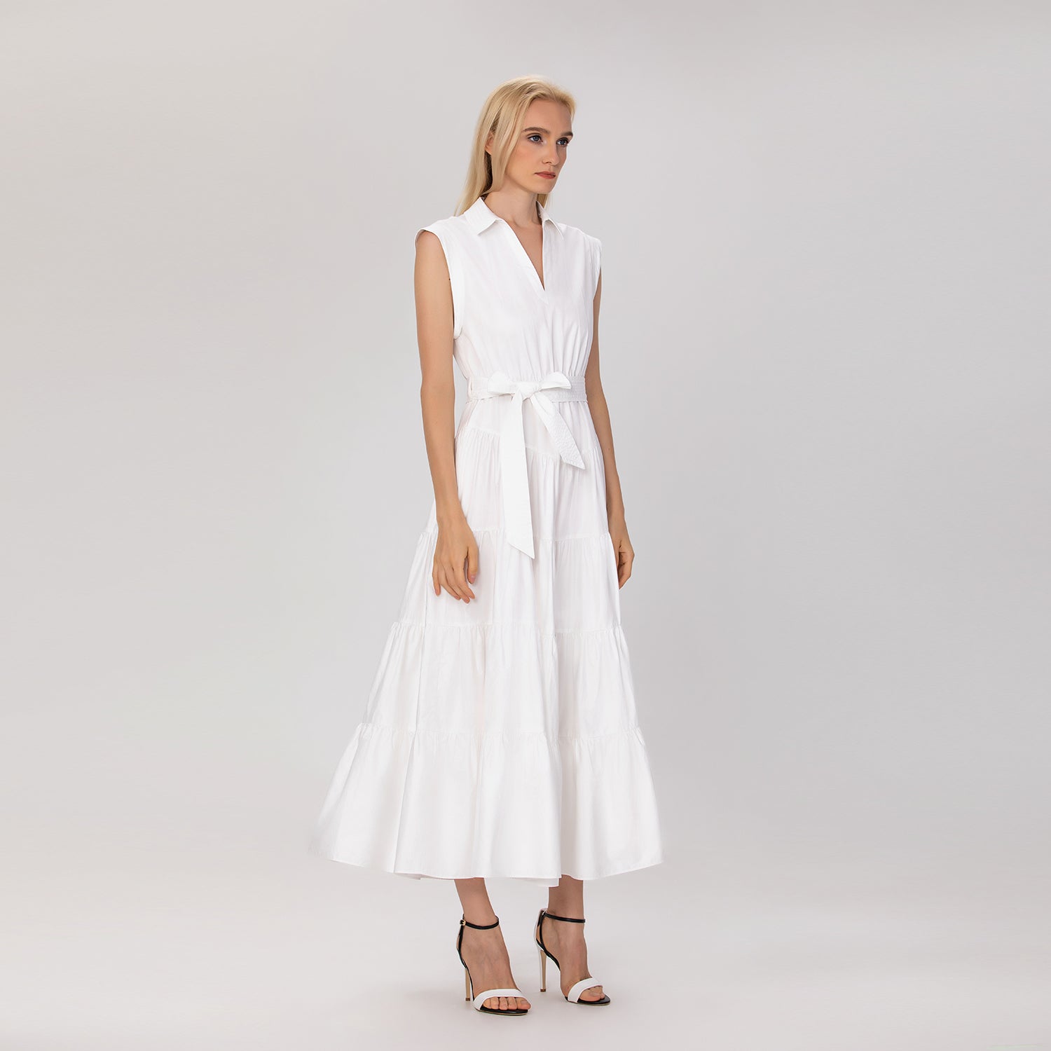 Robe longue évasée en coton imprimé avec ceinture