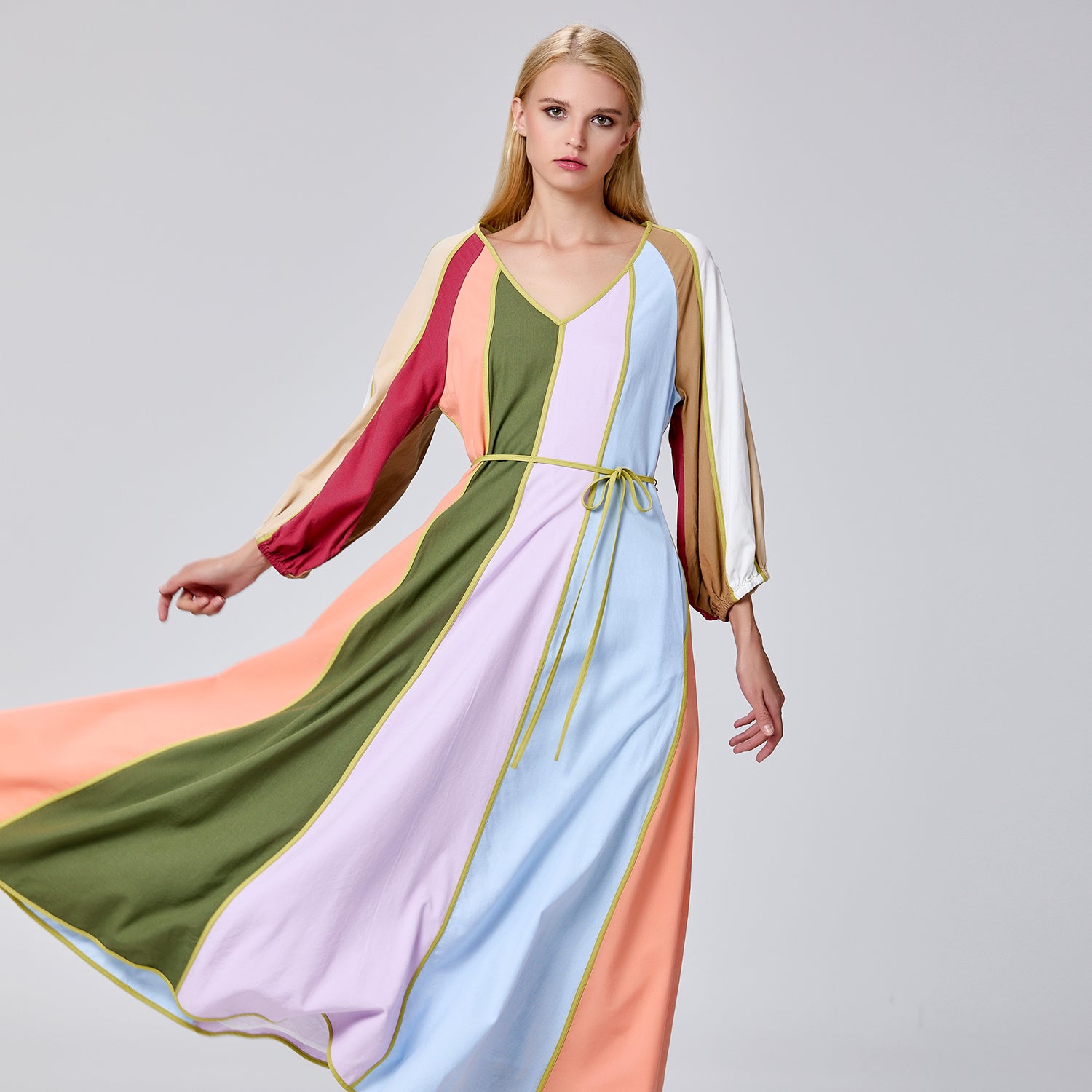 Robe maxi à panneaux colorés