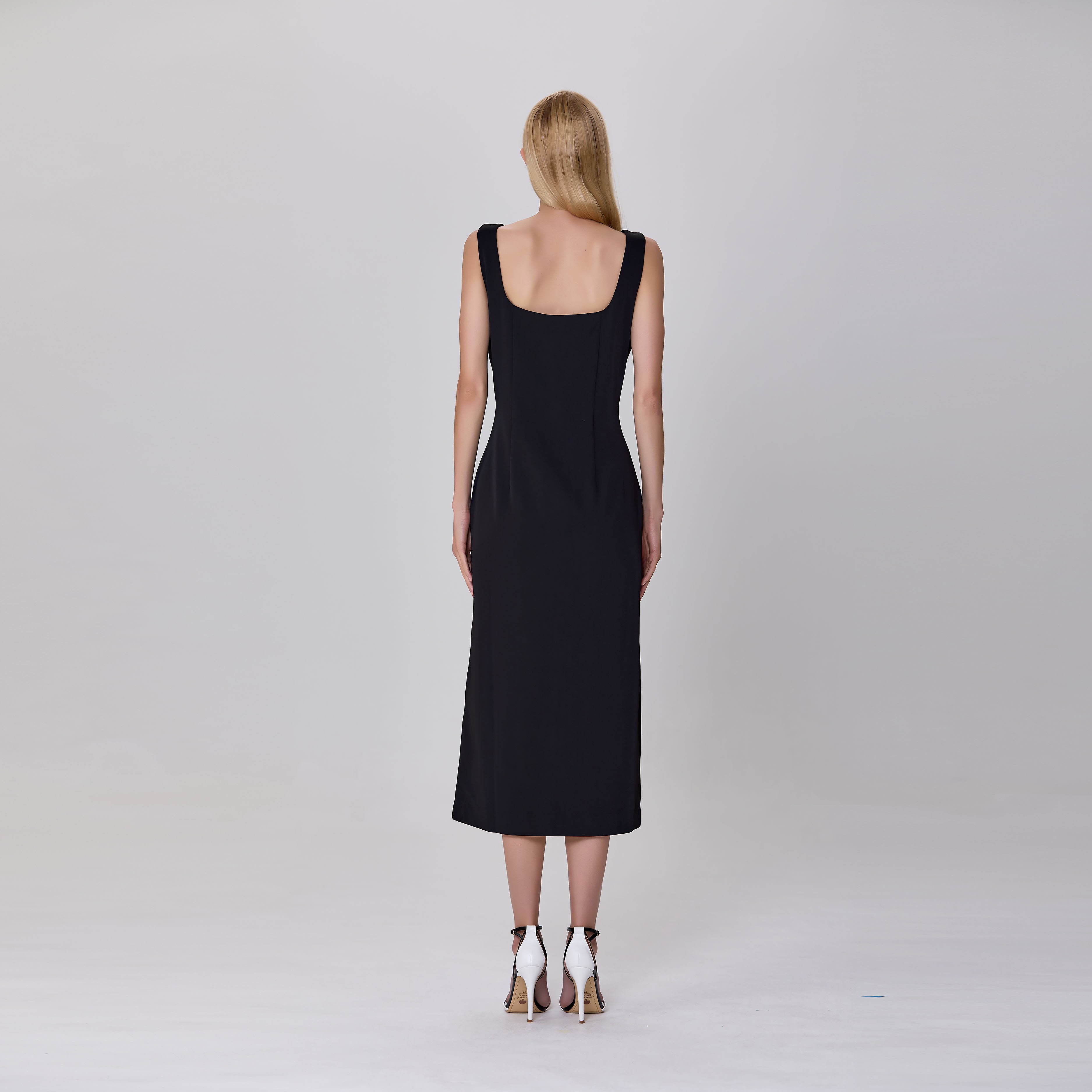 Robe ajustée brodée