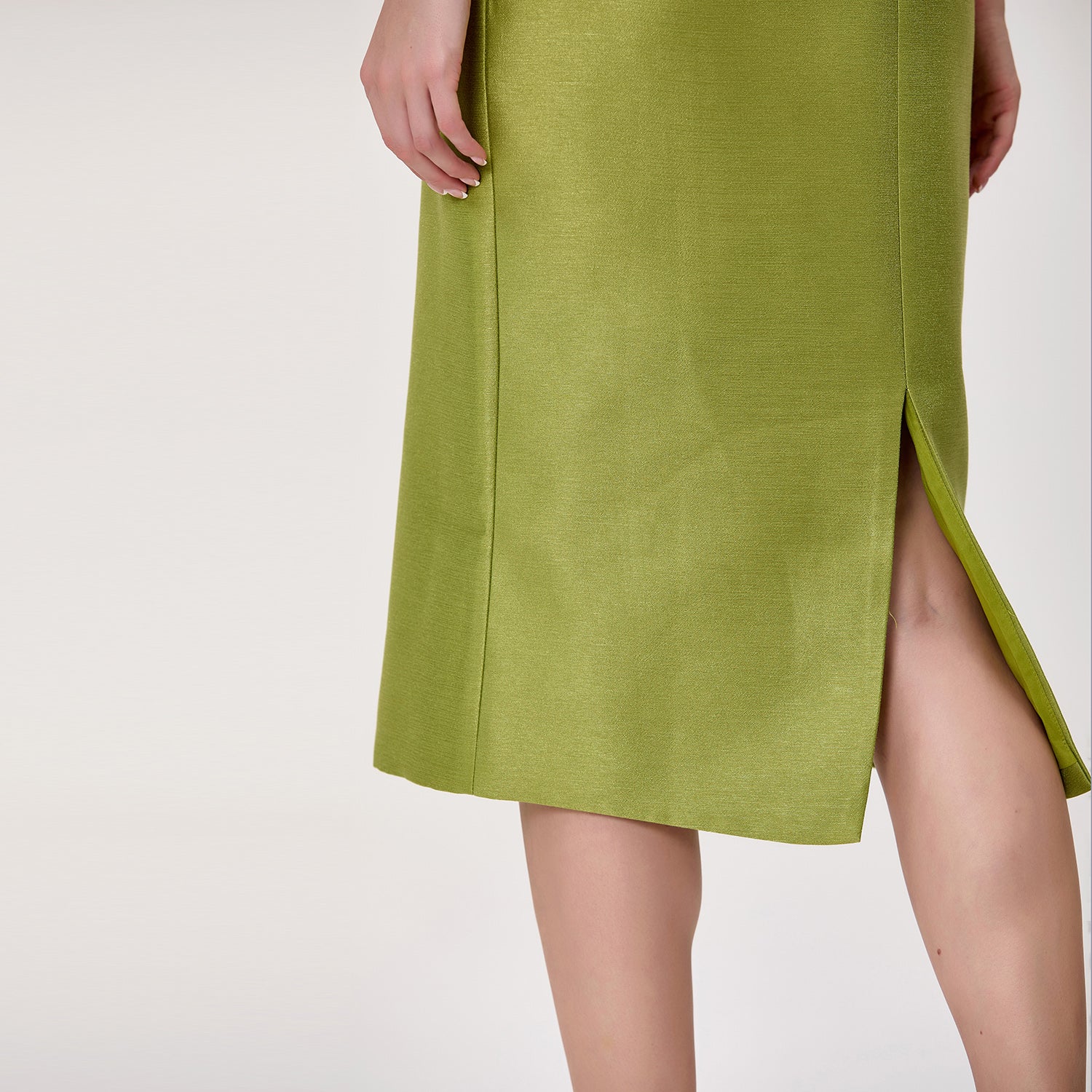 Robe midi bustier drapée à encolure cœur