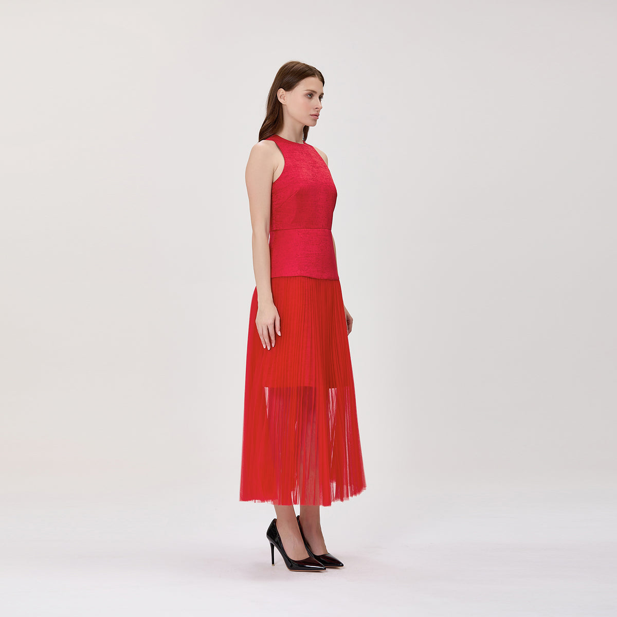 Robe midi plissée et vaporeuse