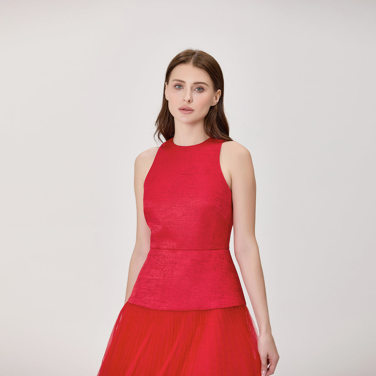 Robe midi plissée et vaporeuse