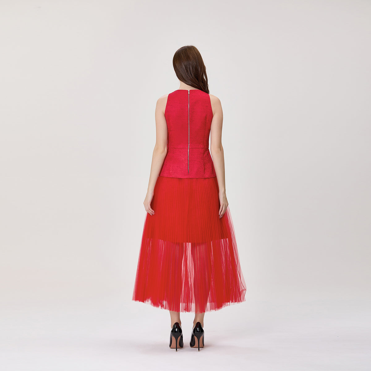 Robe midi plissée et vaporeuse