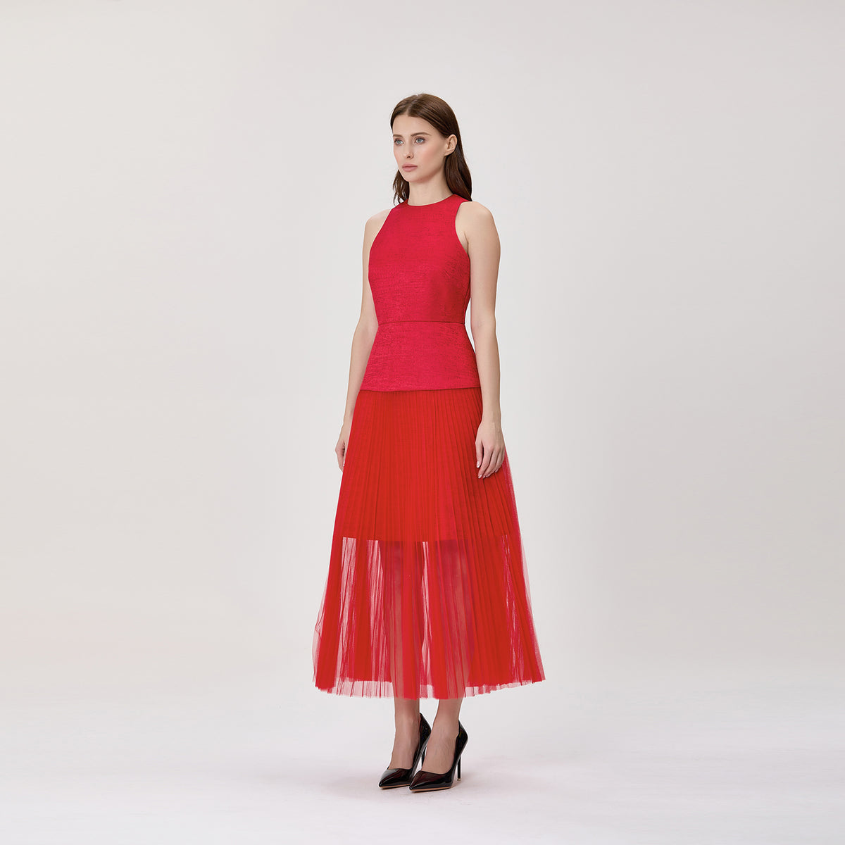 Robe midi plissée et vaporeuse