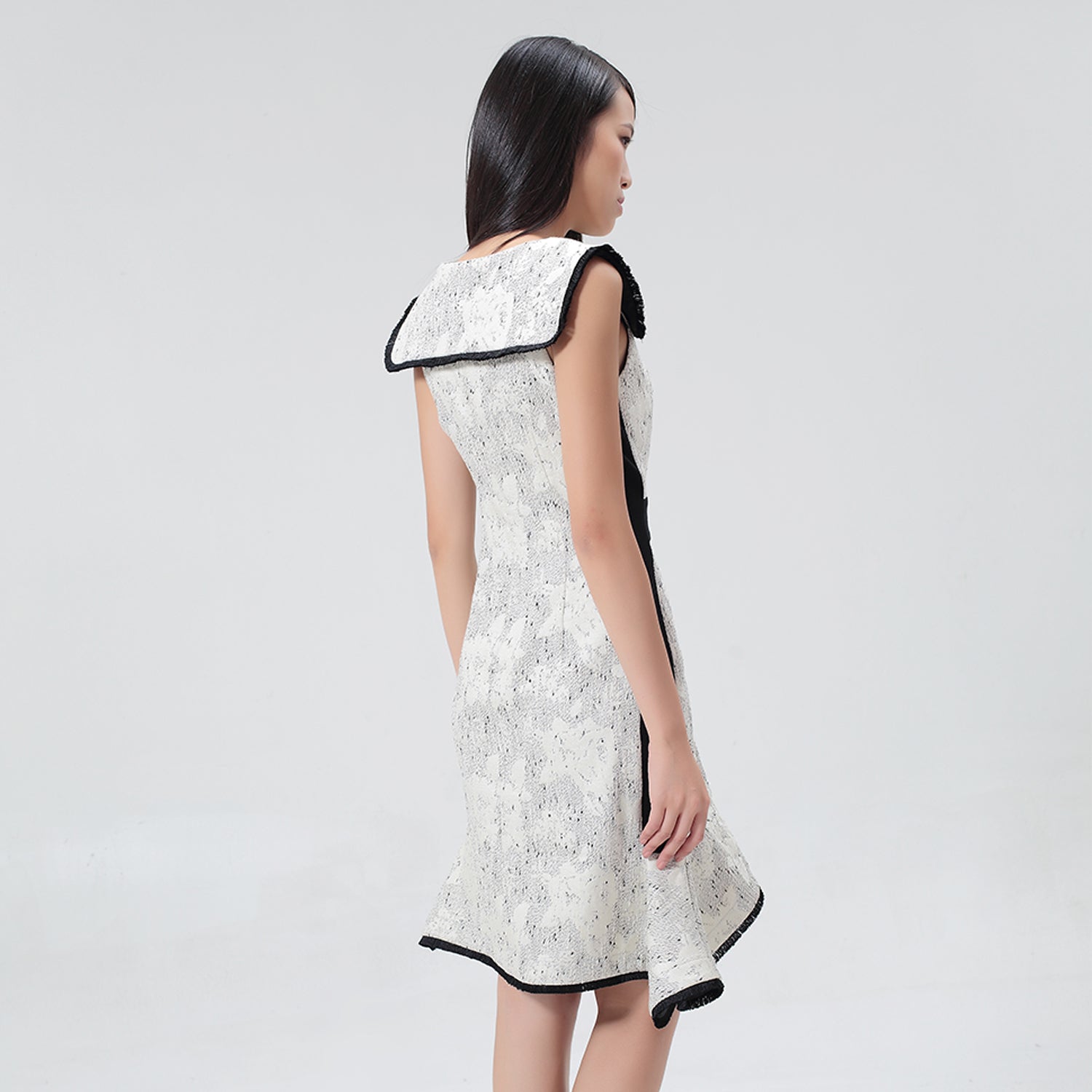 Robe ajustée en jacquard à galon contrasté