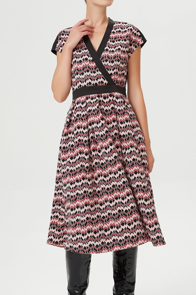 Robe patineuse cœur croisé bi-matières à imprimé géométrique