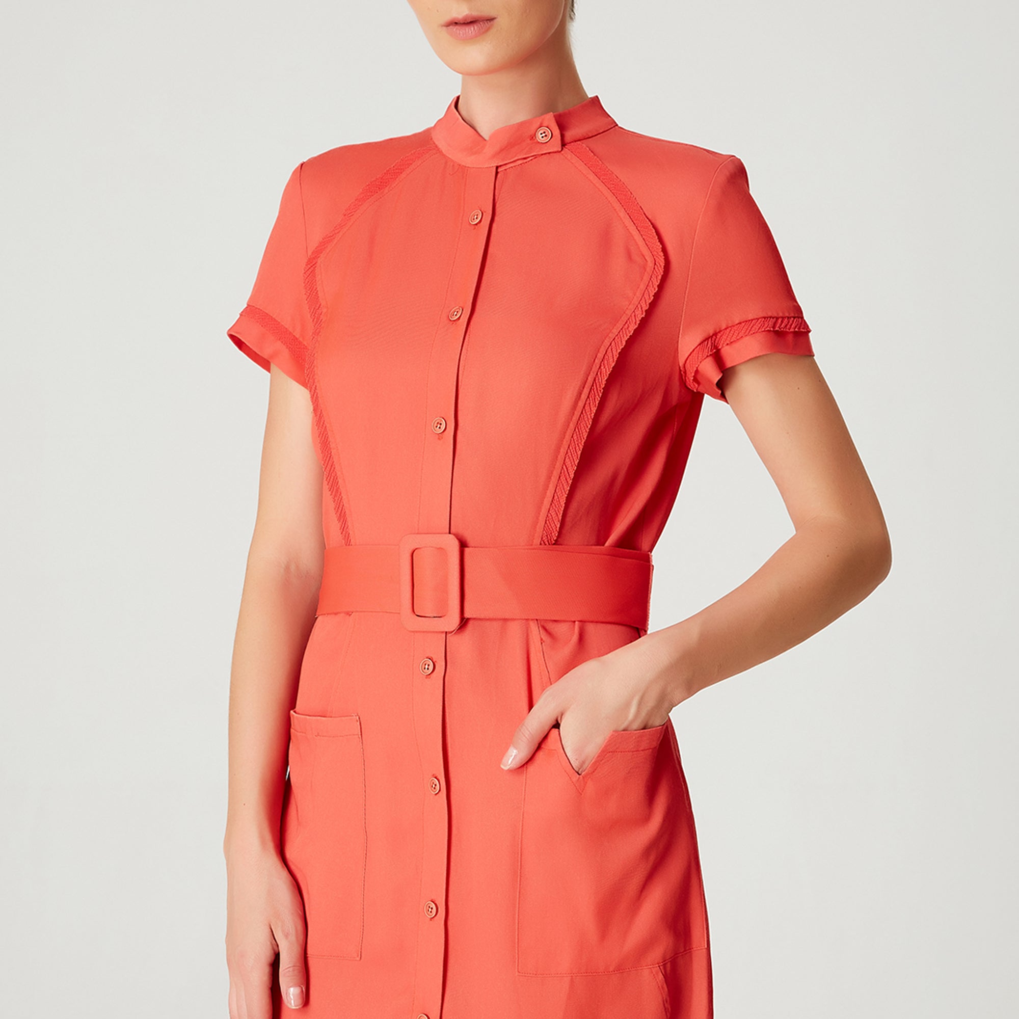 Robe chemise courte structurée
