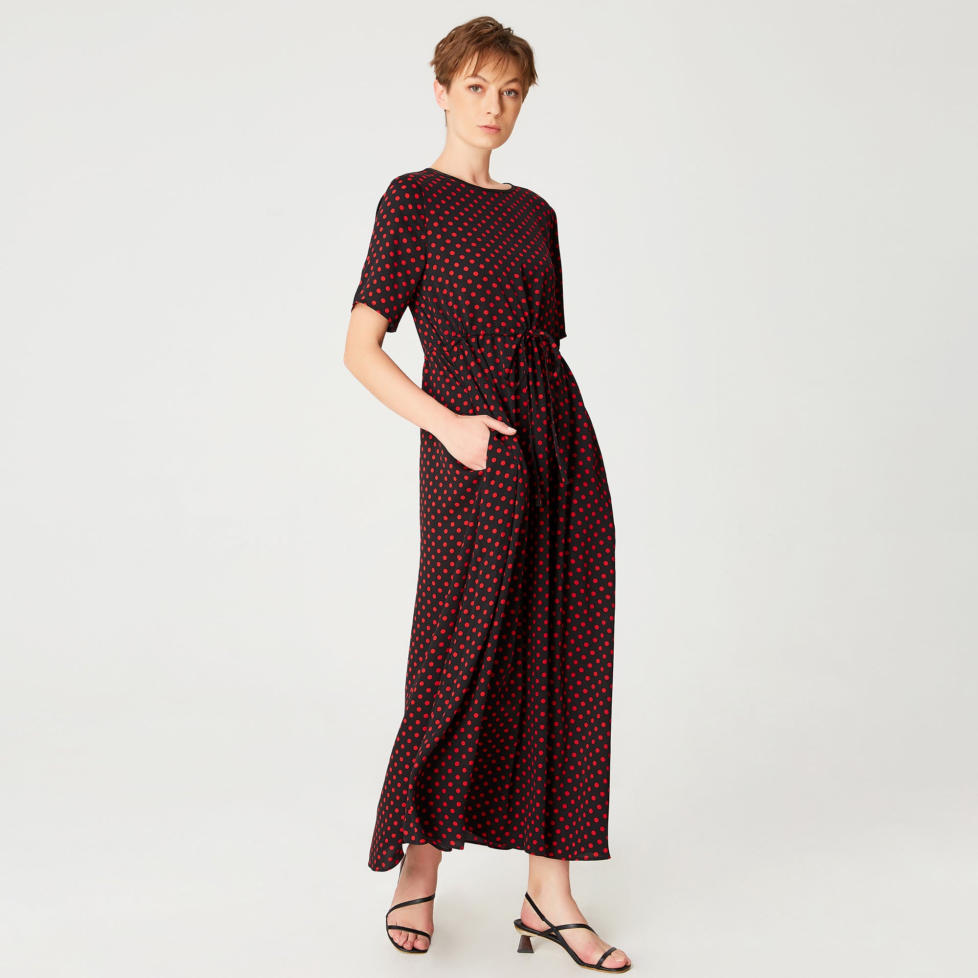 Robe tunique midi à ceinture coulissante et imprimé à pois